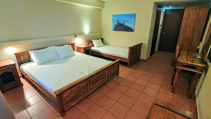Simosmare Resort เอลาฟอนนิซอส ภายนอก รูปภาพ