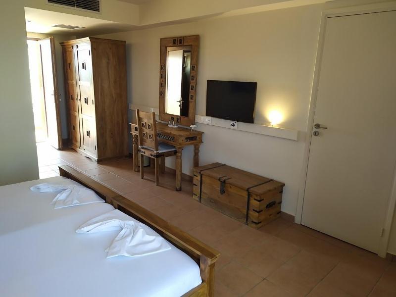 Simosmare Resort เอลาฟอนนิซอส ภายนอก รูปภาพ